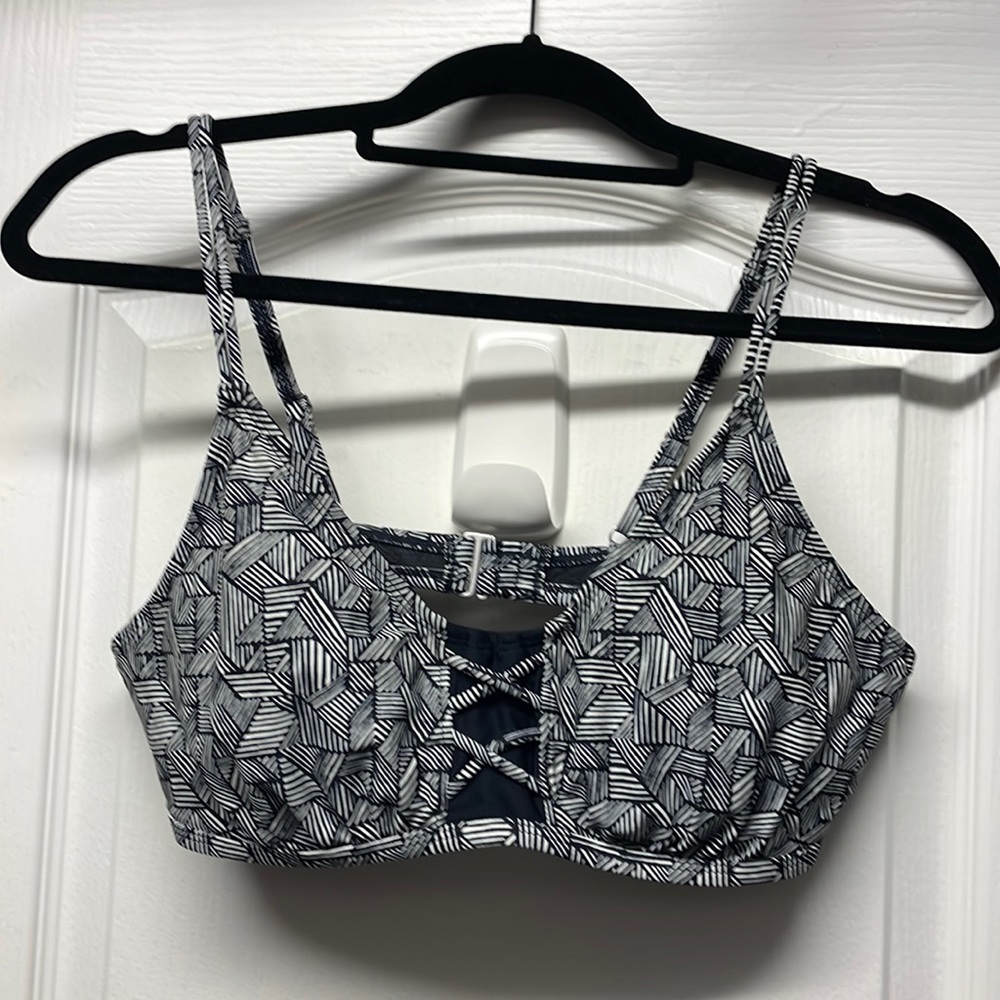Athleta bikini top